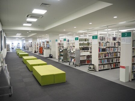 一般書コーナーの画像