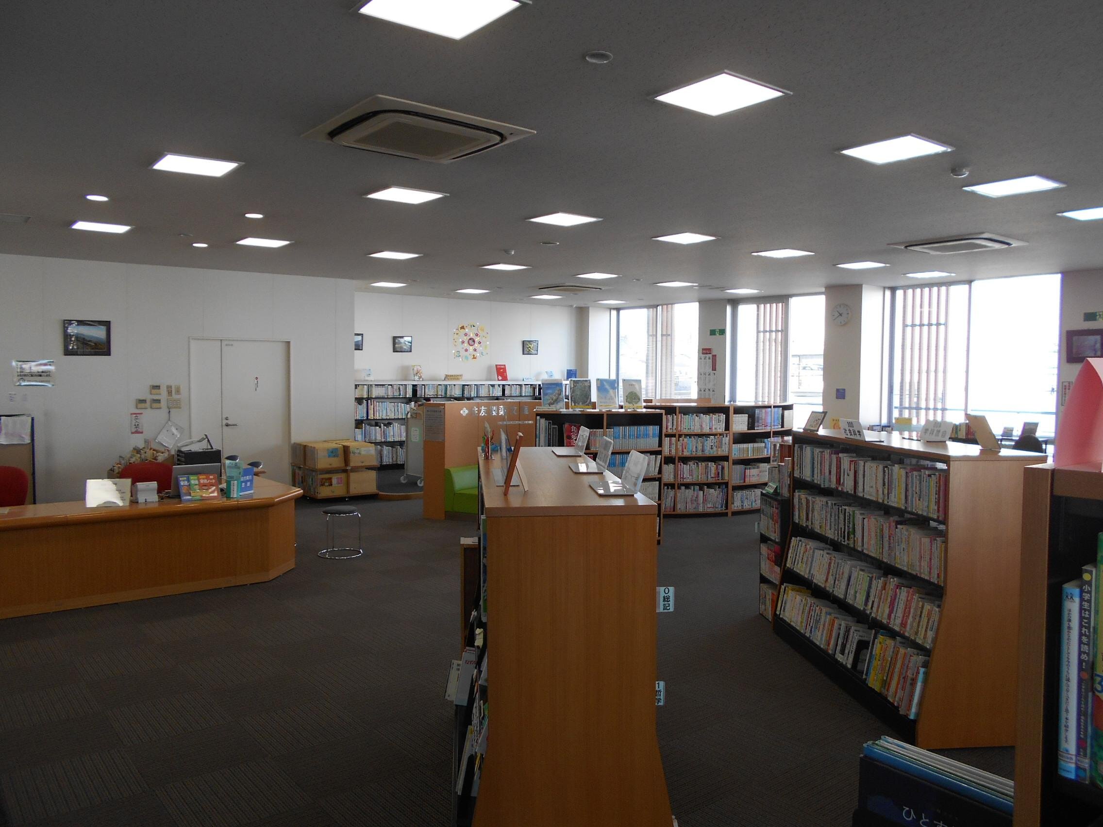 鶴崎市民行政センターの画像1